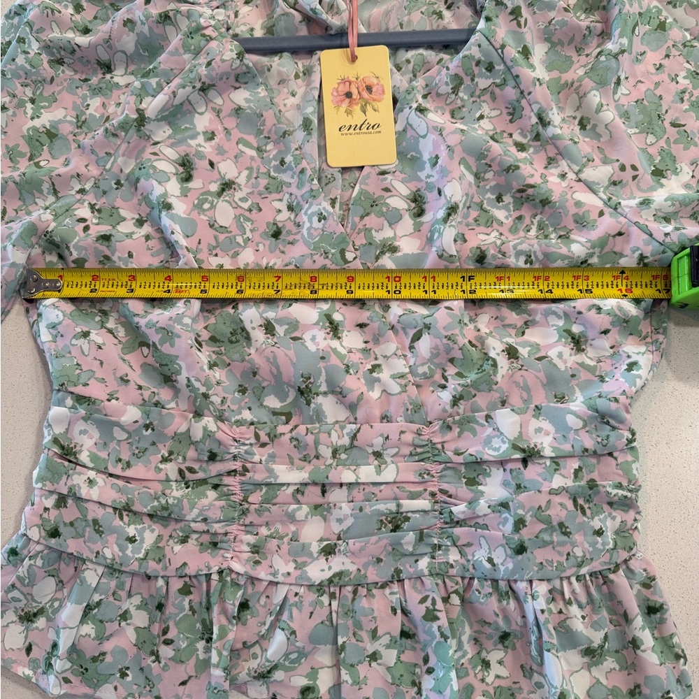 NWT Entro Pink and Green Floral Blouse Size Large - Picture 4 of 5